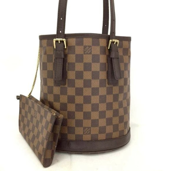 Louis Vuitton Handbags - AuthLouis Vuitton Damier Marais Bucket Bag w/Pouch